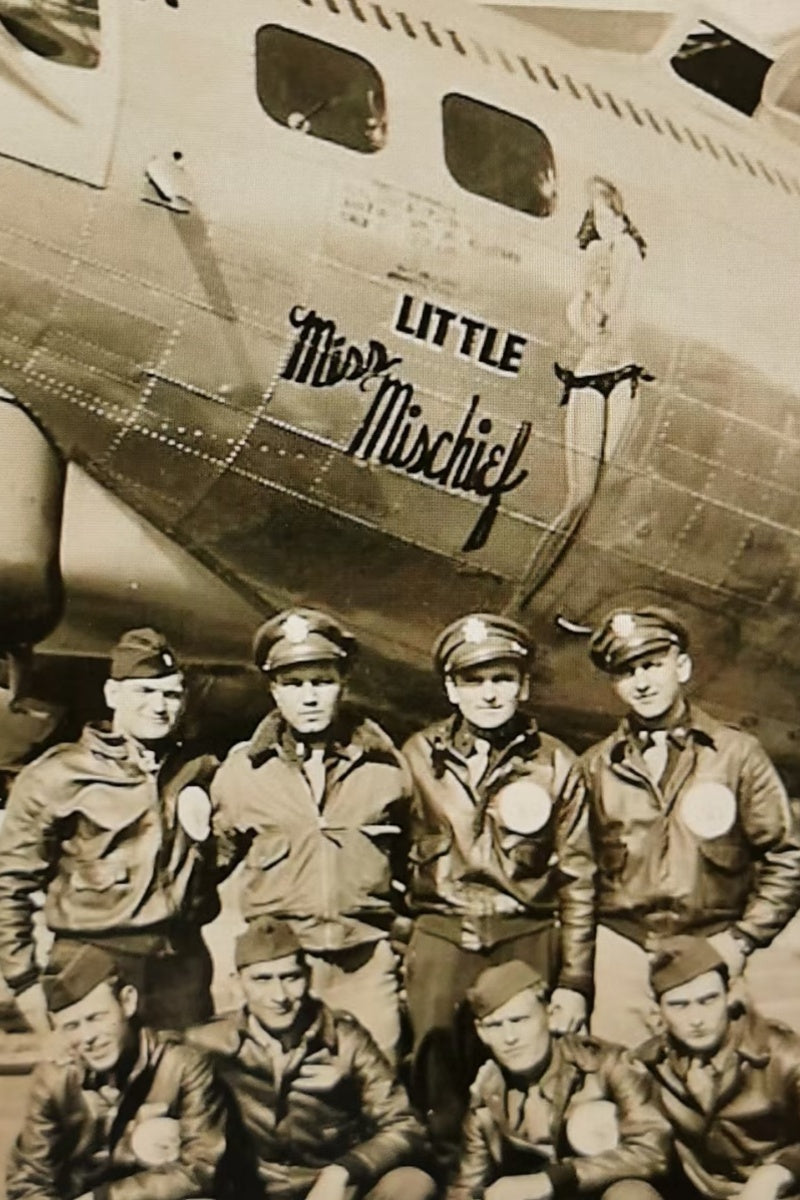 American style, replica of B-17 bomber Ashtray