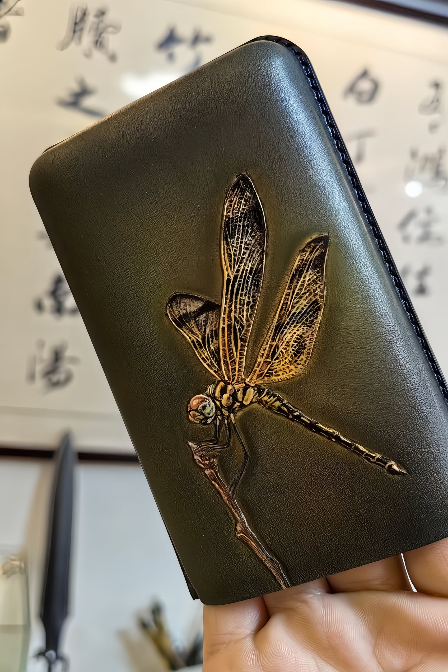 Hand-carved Cigar Case Made of Vegetable-tanned Cowhide