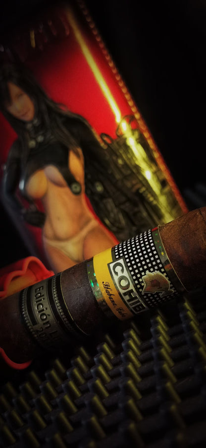 Hand-carved Cigar Case Made of Vegetable-tanned Cowhide