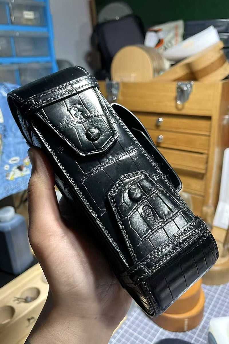 Detachable and portable dual-pipe bag