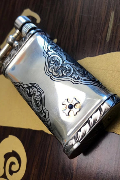Lighter with hand-carved patterns made of pure silver