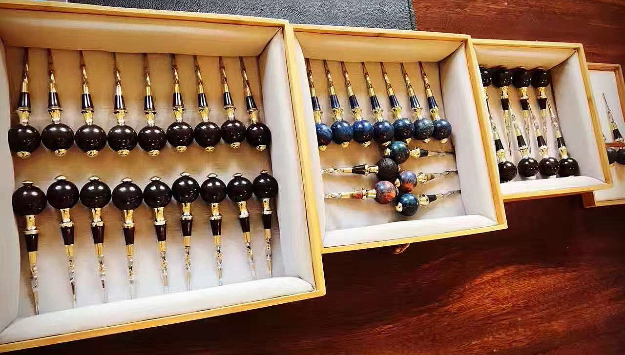 Leather edge trimmer