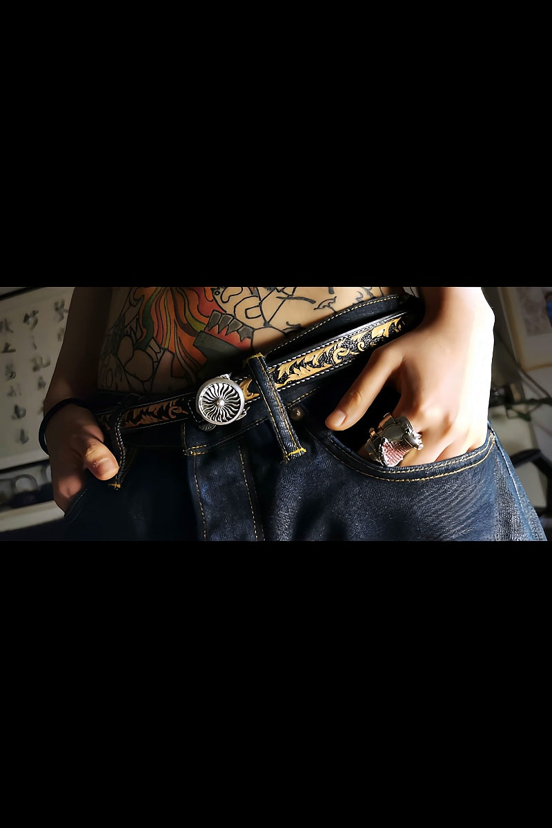 Engine-style belt buckle + vegetable-tanned leather carved belt