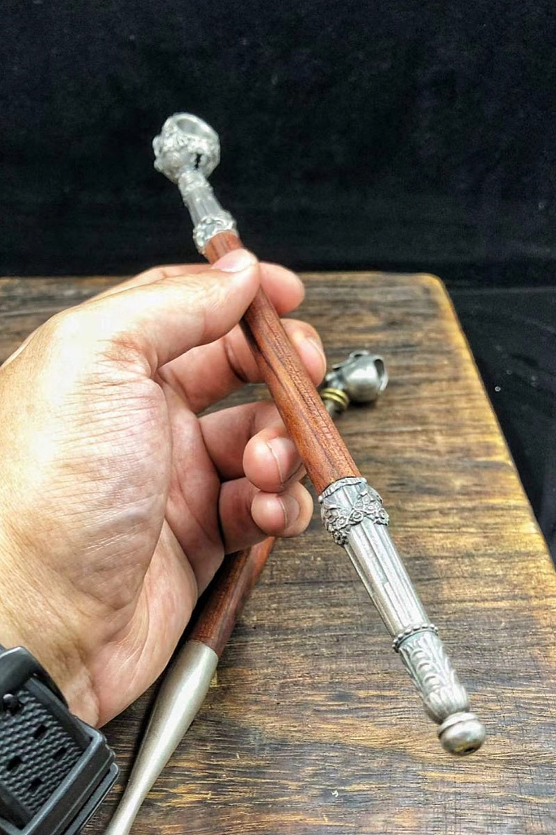 Handmade slender tobacco pipe made of pure silver