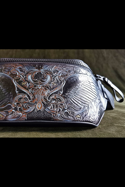 Vegetable-Tanned Leather Hand-Carved Motorcycle Waist Bag