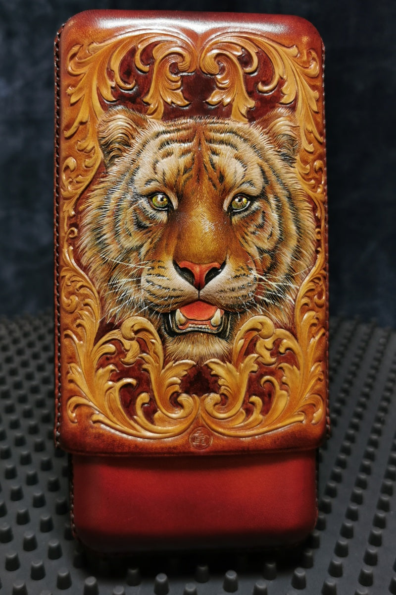 Hand-carved Cigar Case Made of Vegetable-tanned Cowhide