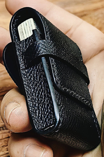 Lighter case made of cowhide with litchi grain pattern