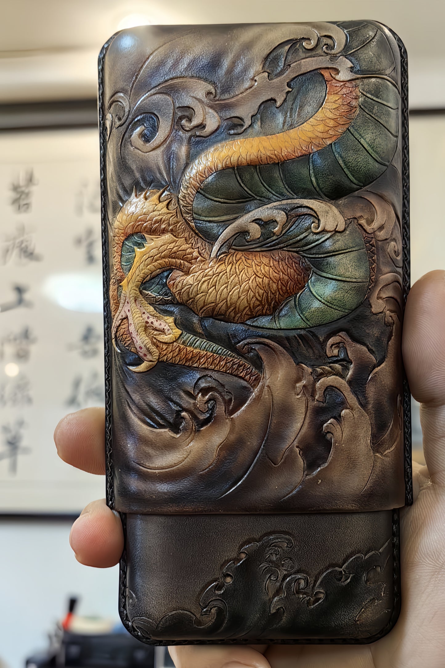 Hand-carved Cigar Case Made of Vegetable-tanned Cowhide