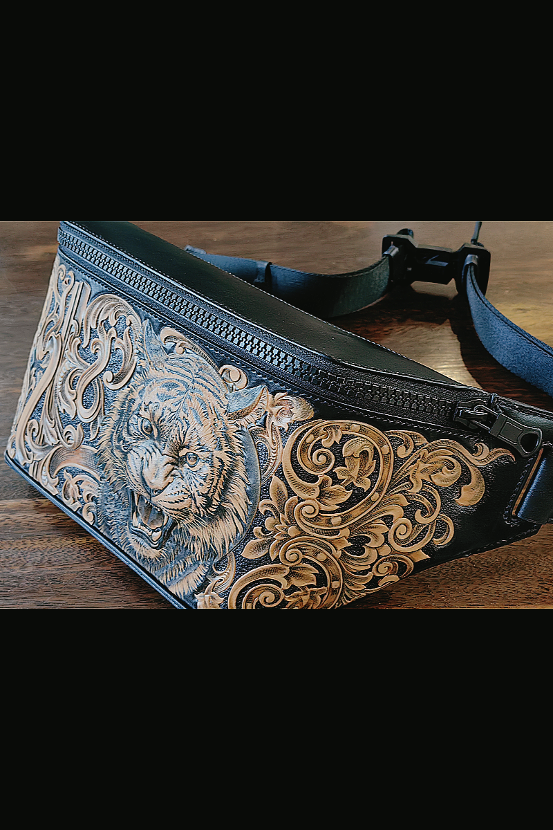 Vegetable-Tanned Leather Hand-Carved Motorcycle Waist Bag